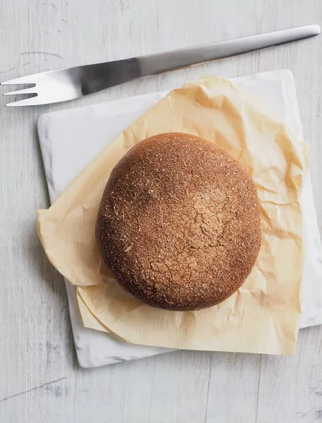 Tam buğday ekmek fırında pişmiş