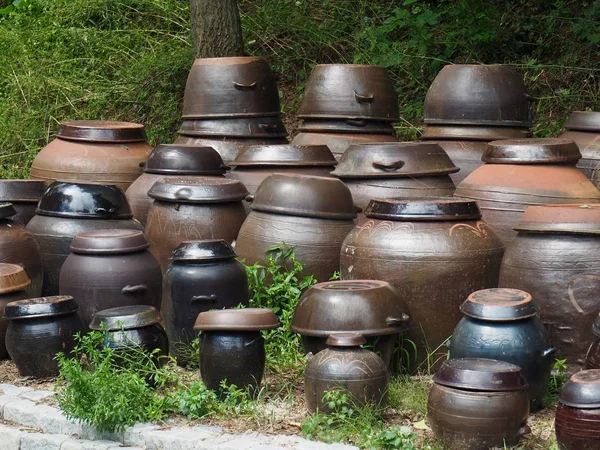 Kore geleneği jar, asmak-ali