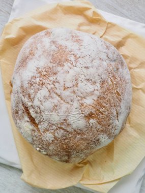 Yuvarlak zeytin Chi Avatar, kepekli ekmek