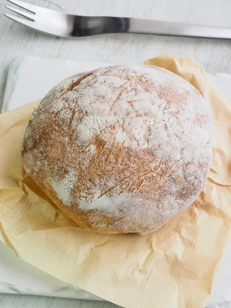 Yuvarlak zeytin Chi Avatar, kepekli ekmek