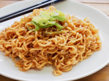 Asya gıda Bibim Ramen