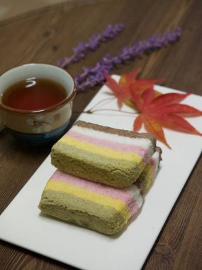 Kore yemeği gökkuşağı pirinç keki