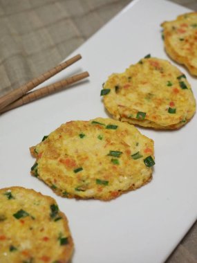 Korece tarzı gözleme, sebze, köfte