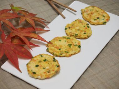 Korece tarzı gözleme, sebze, köfte