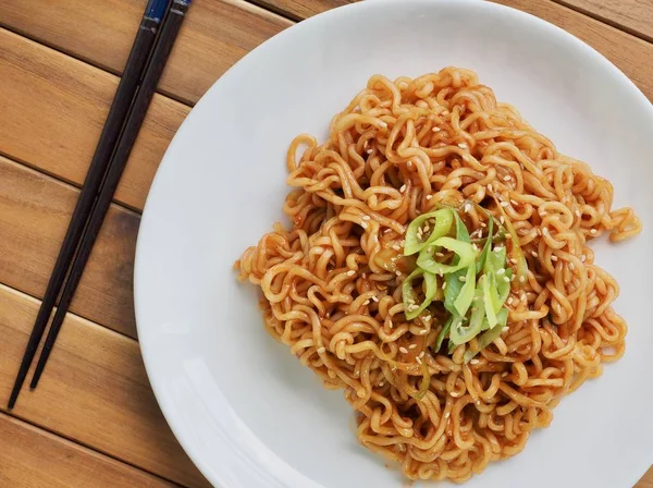 Asya gıda Bibim Ramen