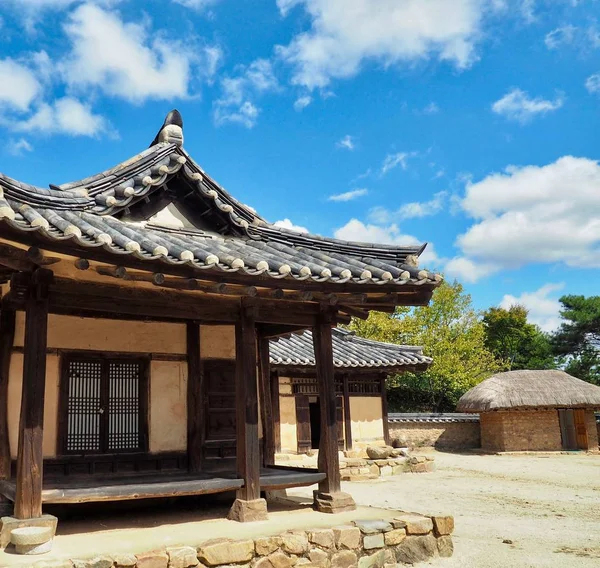 Casa Tradicional Coreana Hanok — Fotografia de Stock