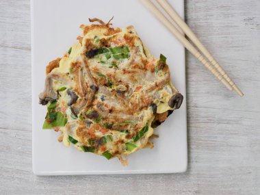 Korece tarzı yumurta mantar krep