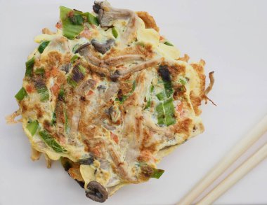 Korece tarzı yumurta mantar krep