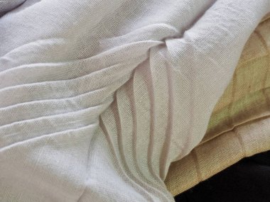 Siyah, kahverengi, bej, gri sonbahar eşarp