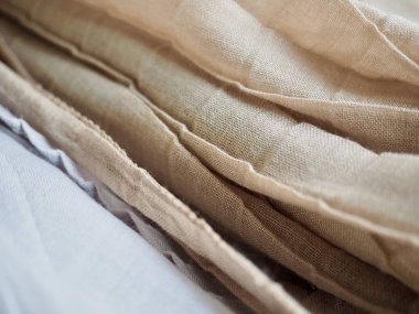 Siyah, kahverengi, bej, gri sonbahar eşarp