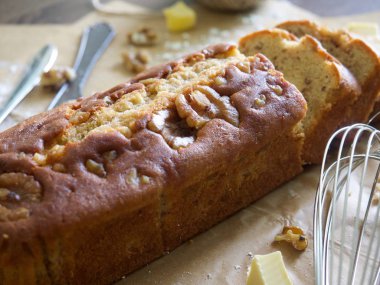 Tam buğday ceviz incir ekmek