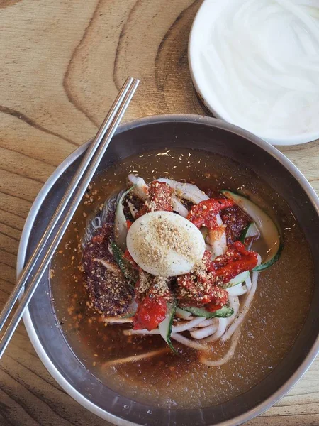 Korean Food Cold Buckwheat Noodles Mul Naengmyeon — Stock Photo, Image