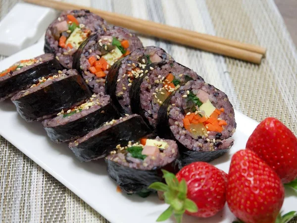 Korean Food Black Rice Kimbap — Stock Photo, Image