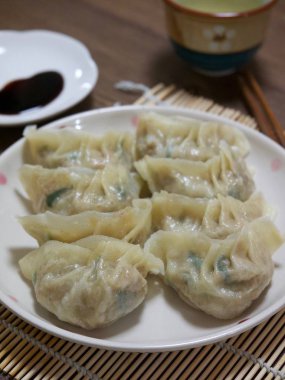 Asya yemekleri, Dim sum, Köfteler.