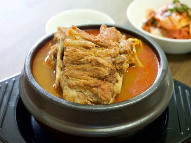 Kore foodribhangoversoup, Gamja-tang
