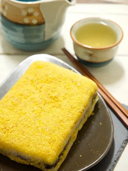 Comida Tradicional Coreana Bolo Arroz Cozido Vapor Amarelo — Fotografia de Stock