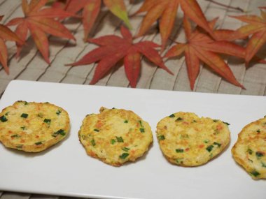 Korece tarzı gözleme, sebze, köfte