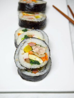 Korean food tuna kimbap clipart