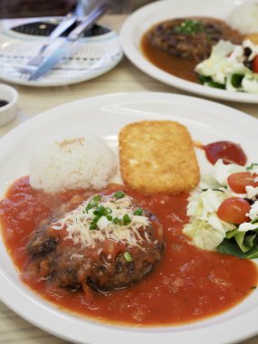 Alman hamburger biftek, gıda