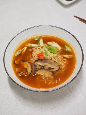 Asya gıda ramen, anlık Ramen