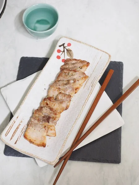 Domuz yağı ile Kore yemeği ızgara