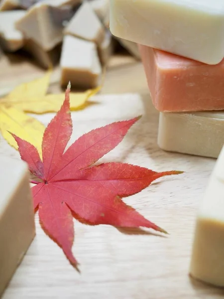 Varios Jabones Naturales Otoño Hoja Arce — Foto de Stock