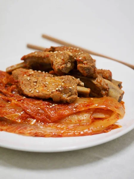 Comida Coreana Salteado Cerdo Costilla Trasera Kimchi —  Fotos de Stock