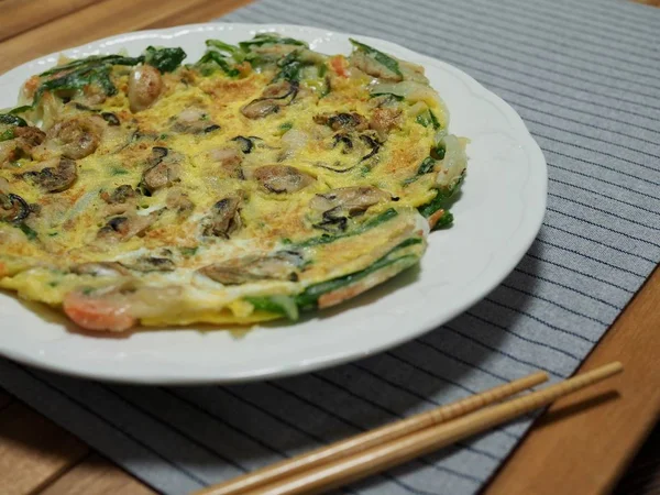 Korean Food Oysterandgreen Onion Pancake — Stock Photo, Image