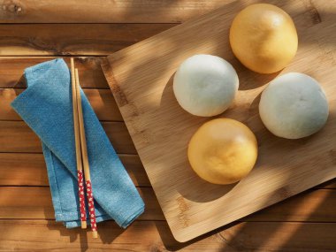 Asya gıda Steamed topuz, topuz ile kırmızı fasulye ezmesi dolum ve pizza Steamed topuz atmak