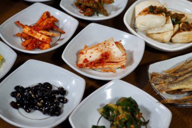 Kore geleneksel yan yemekler 