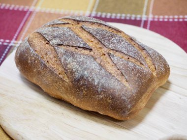 Tam buğday ekmek fırında pişmiş 