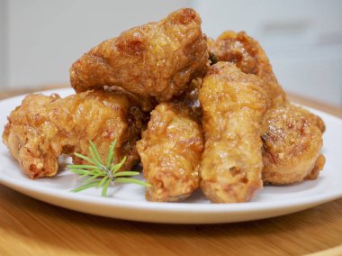 Soya sosu tavuk terbiyeli