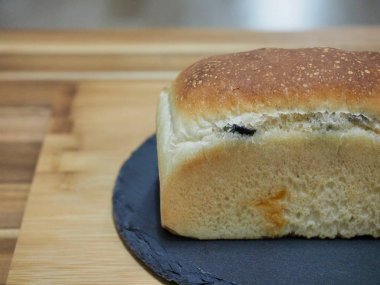 Korece zeytin peynir ekmek