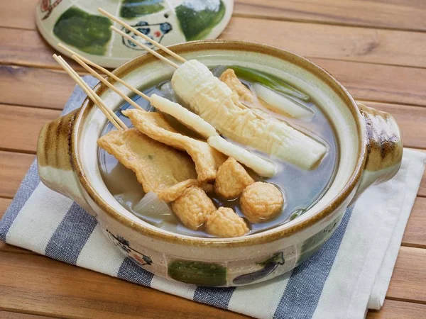 Azjatyckie Jedzenie Makaron Rybny Gulasz Eomuk Tang — Zdjęcie stockowe