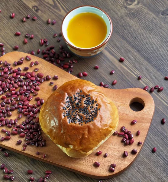 red bean bread and  Sweet pumpkin sikhye