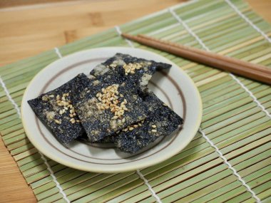 Kore yemeği laver kraker 