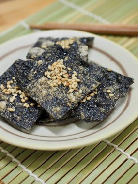 Kore yemeği laver kraker 