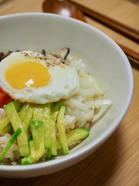 Korejské Jídlo Hovězí Zeleninové Bibimbap — Stock fotografie