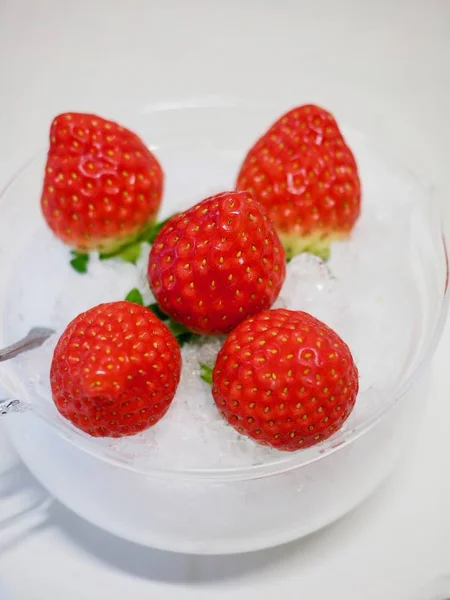 Frisches Obst Koreanische Erdbeere — Stockfoto