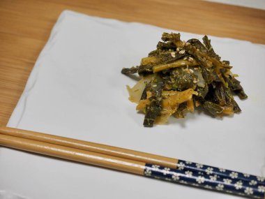 Kizartma, Woolzi Kore Gıda dış yaprakları