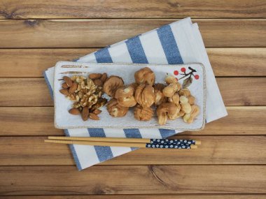 Kore yemeği ceviz tatlılar