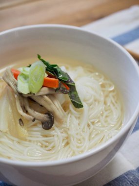 Kore yemeği ziyafet erişte 