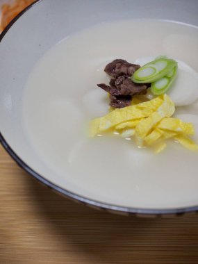  Kore yemeği pirinç kek çorba, tteokguk, Slicedrice Cakesoup