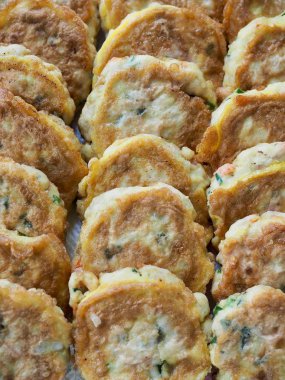 Korece tarzı gözleme, sebze, köfte