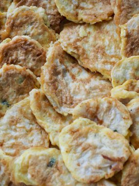 Korece tarzı gözleme, sebze, köfte