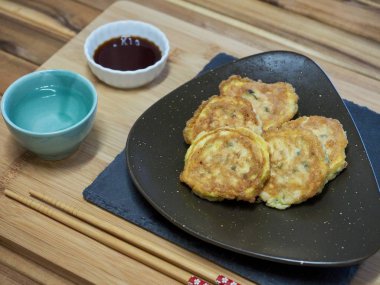 Kore yemeği modeum jeon, Karışık Meyveli krep, Korece tarzı köfte