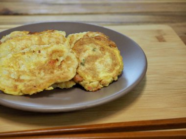 Kore yemeği modeum jeon, Karışık Meyveli krep, Korece tarzı köfte