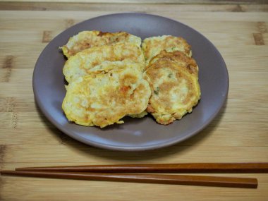 Kore yemeği modeum jeon, Karışık Meyveli krep, Korece tarzı köfte