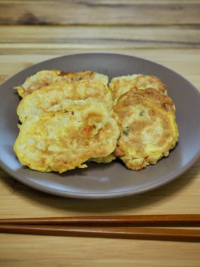 Kore yemeği modeum jeon, Karışık Meyveli krep, Korece tarzı köfte