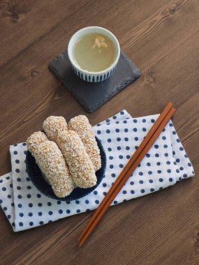 Kore geleneksel çerez yugwa ve sikhye, Hangwa 